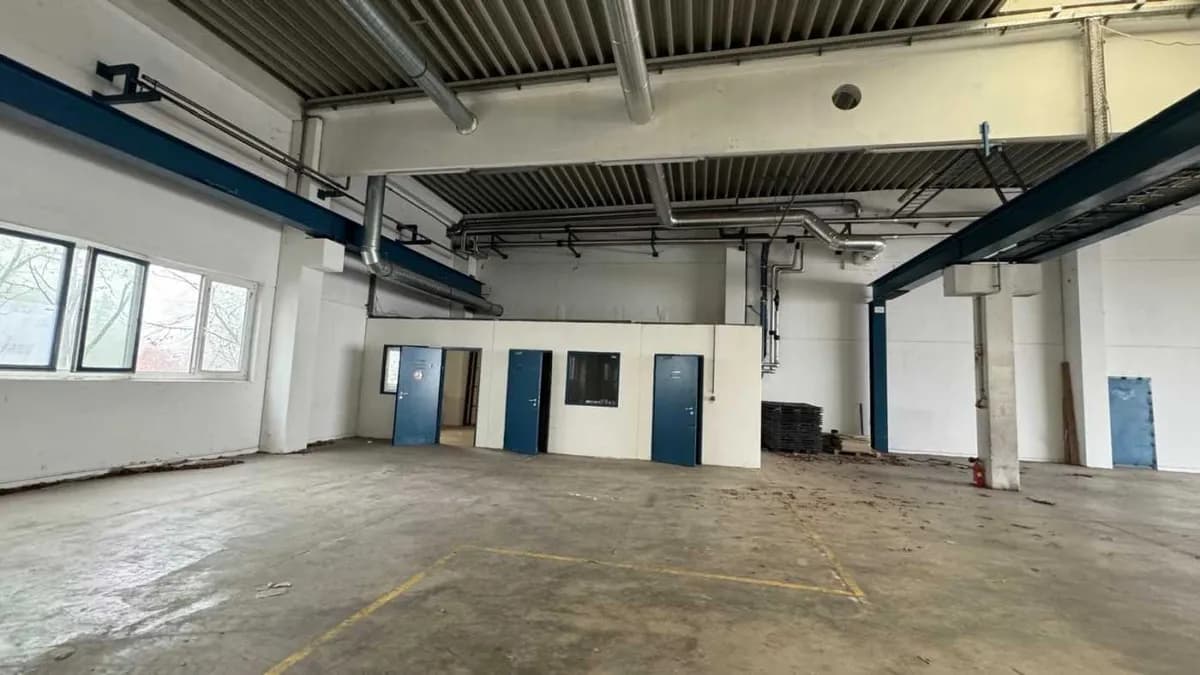 Gewerbeimmobilie mieten in Bruck an der Leitha – 2 000 m² – Bild 14 von 19