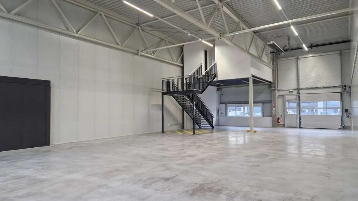 Gewerbeimmobilie mieten in Korneuburg – 613 m², € 9 – Bild 2 von 15