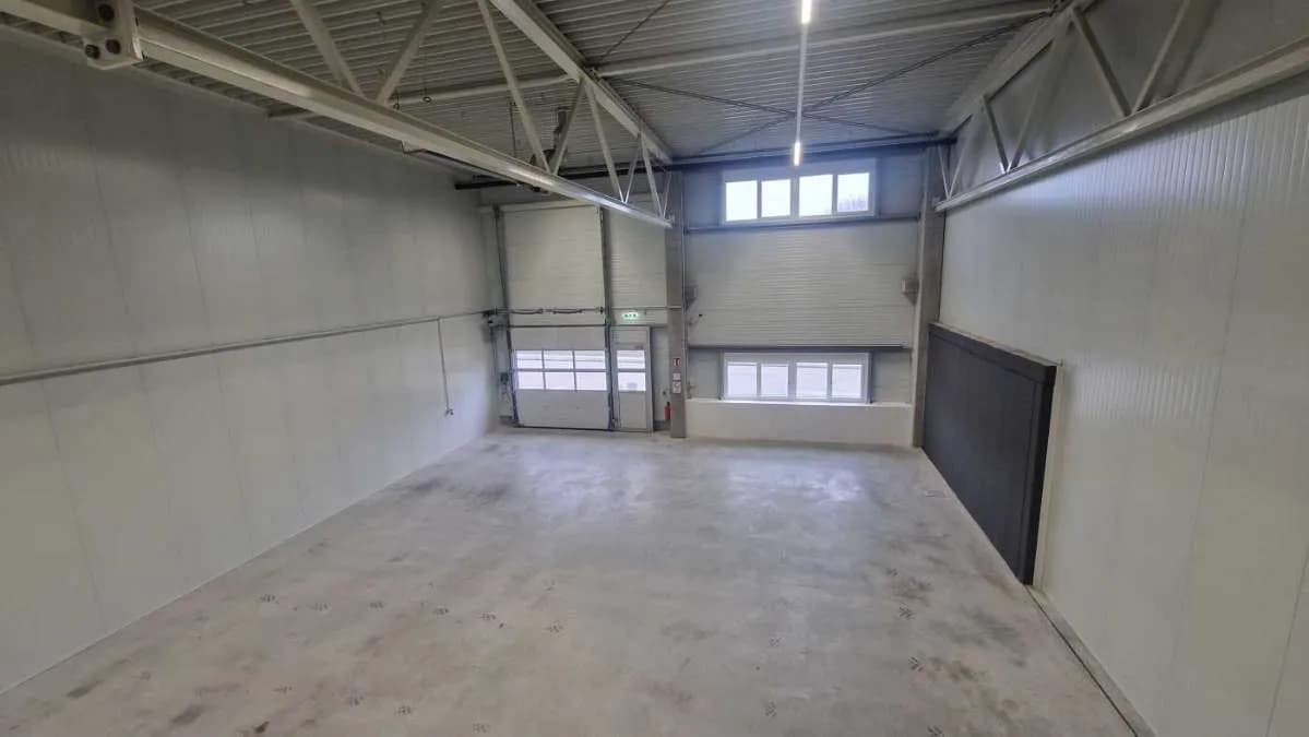 Gewerbeimmobilie mieten in Korneuburg – 613 m², € 9 – Bild 3 von 15