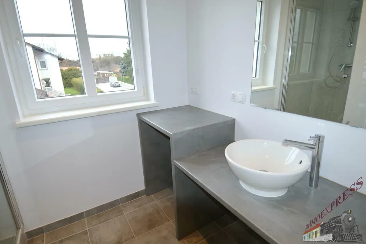 Gewerbeimmobilie kaufen in Wiener Neustadt – 340 m², € 849.000 – Bild 11 von 29