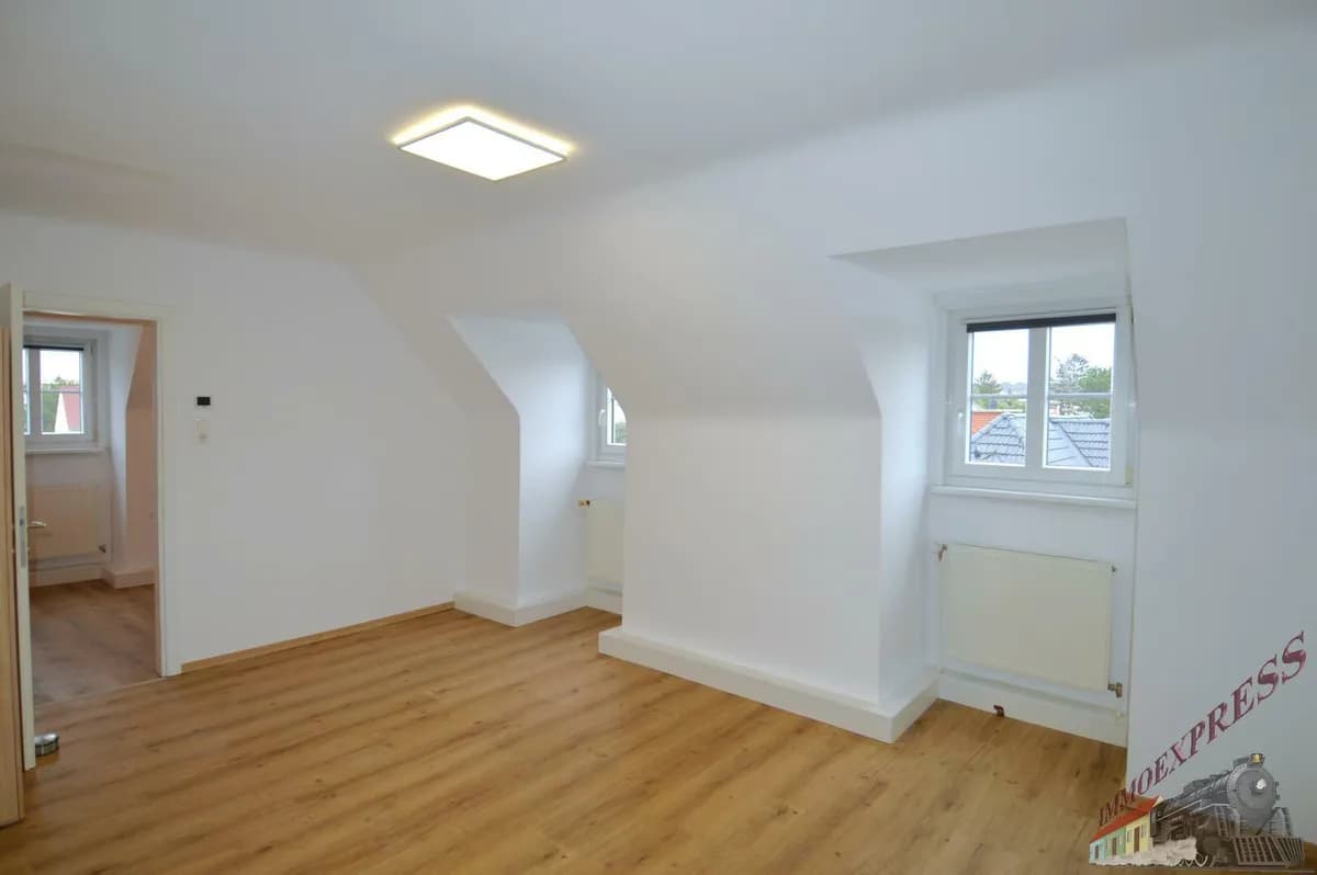 Haus kaufen in Wiener Neustadt – 340 m², € 849.000 – Bild 2 von 29