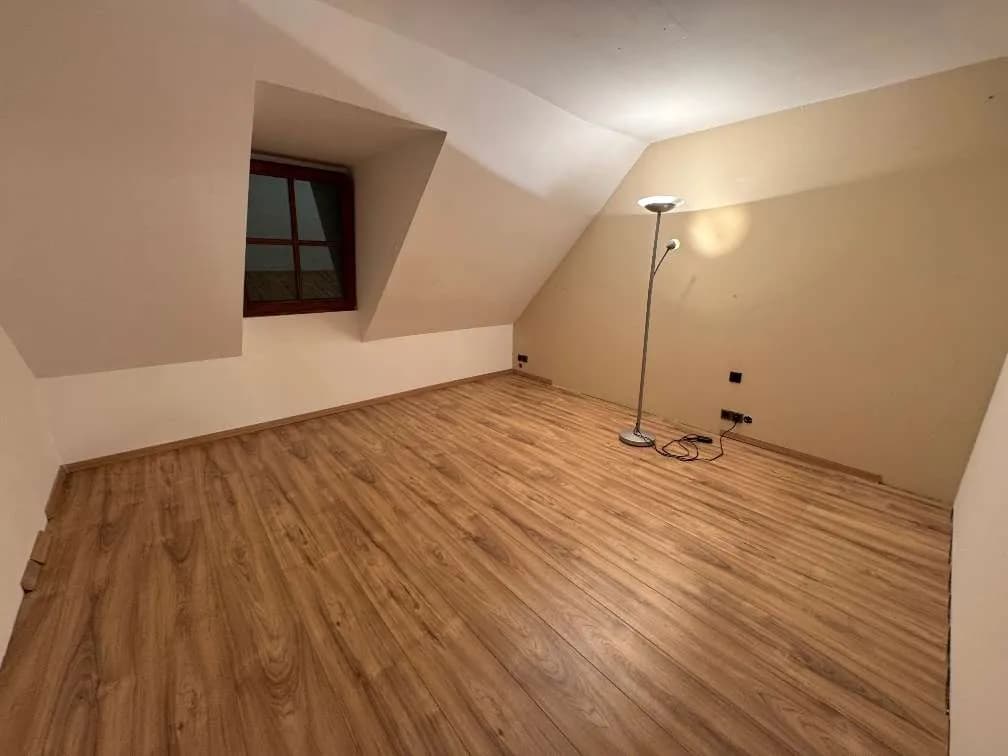 10-Zimmer-Gewerbeimmobilie kaufen in Krems an der Donau – 370 m², € 129.900 – Bild 22 von 34