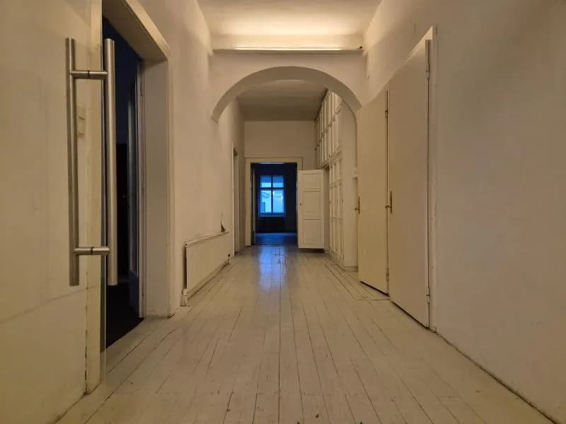 7-Zimmer-Gewerbeimmobilie mieten in Linz – 200 m², € 2.593 – Bild 7 von 16