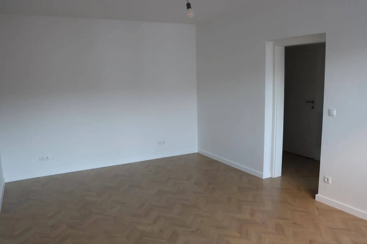 12-Zimmer-Wohnung mieten in Wien – 34 m², € 810 – Bild 4 von 8