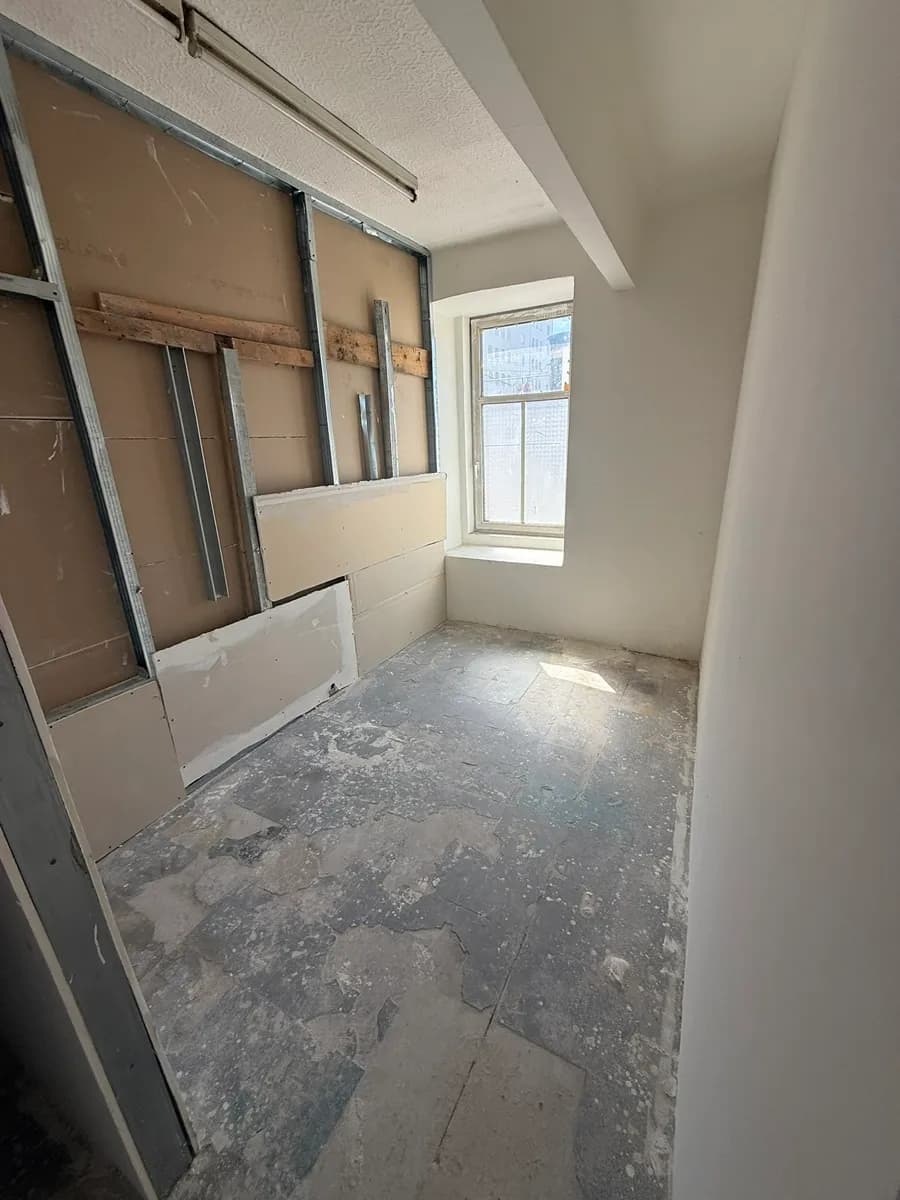 Gewerbeimmobilie mieten in Wien – 200 m², € 1.400 – Bild 16 von 18