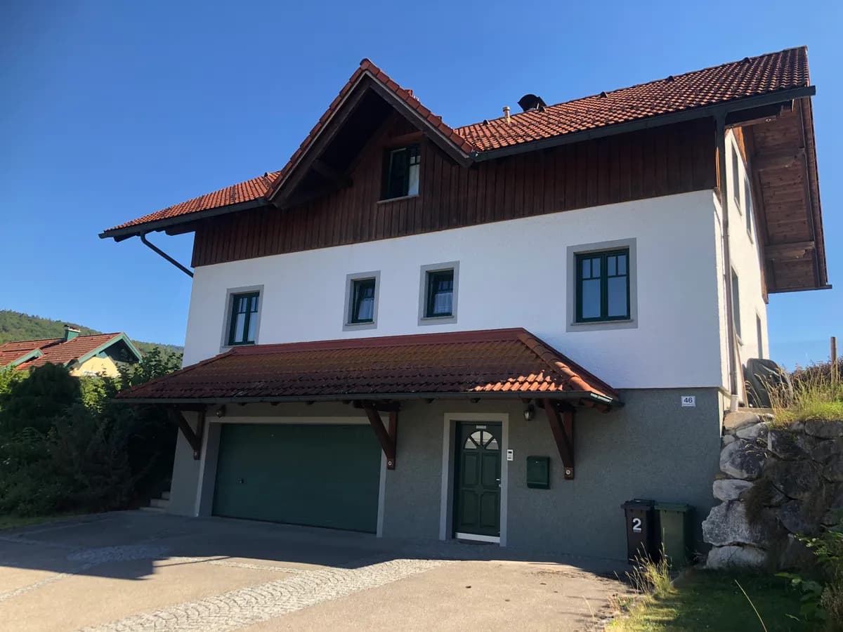 6-Zimmer-Haus mieten in Vöcklabruck – 150 m², € 1.780