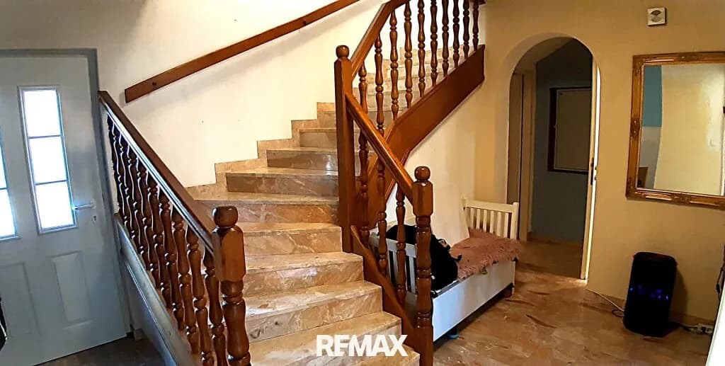 5-Zimmer-Haus kaufen in Baden – 225 m², € 549.900 – Bild 2 von 19
