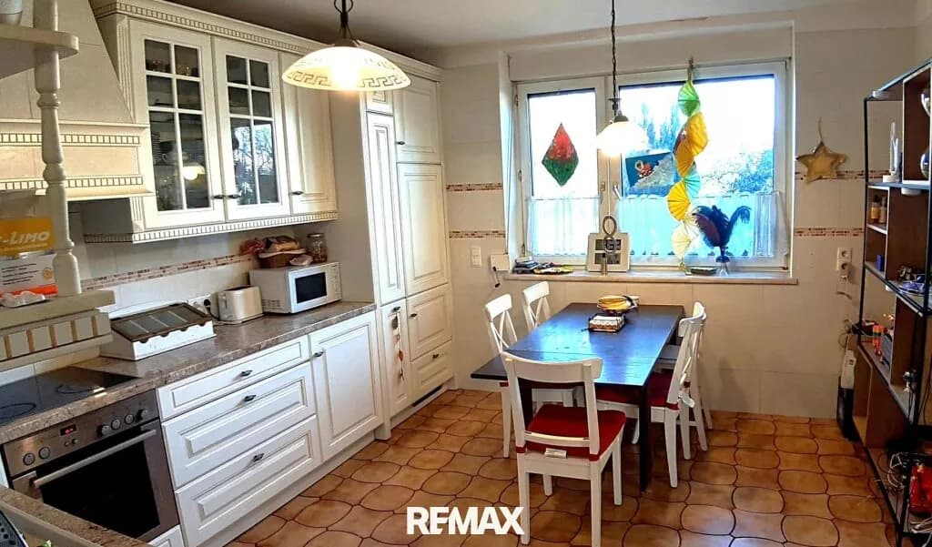 5-Zimmer-Haus kaufen in Baden – 225 m², € 549.900 – Bild 3 von 19