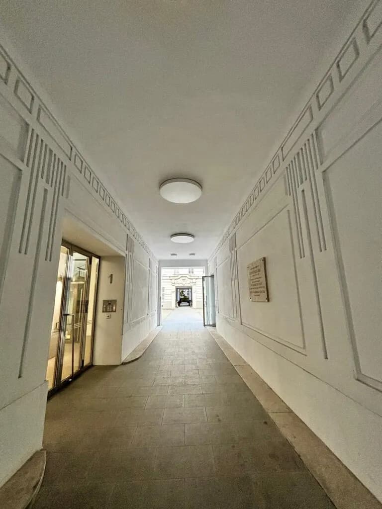 2-Zimmer-Gewerbeimmobilie mieten in Wien – 139 m², € 2.395 – Bild 21 von 22