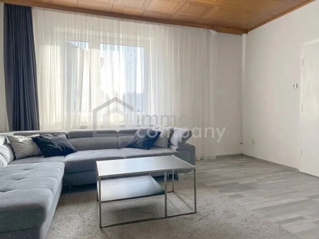 9-Zimmer-Gewerbeimmobilie kaufen in Gmünd – 329 m², € 269.000 – Bild 2 von 5