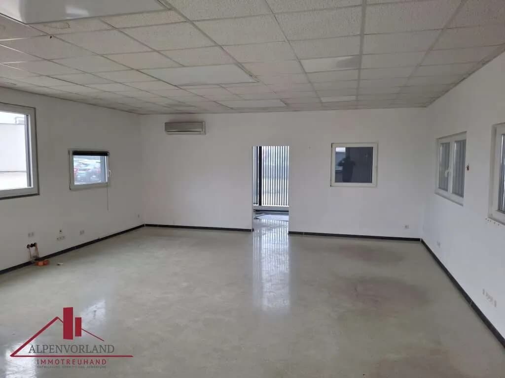 Gewerbeimmobilie mieten in Krems Land – 240 m², € 2.900 – Bild 2 von 5