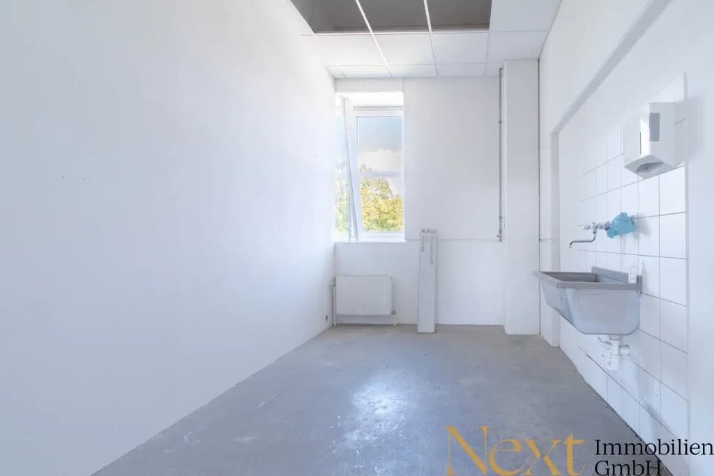 Gewerbeimmobilie mieten in Linz Land – 871 m², € 3.780 – Bild 8 von 9