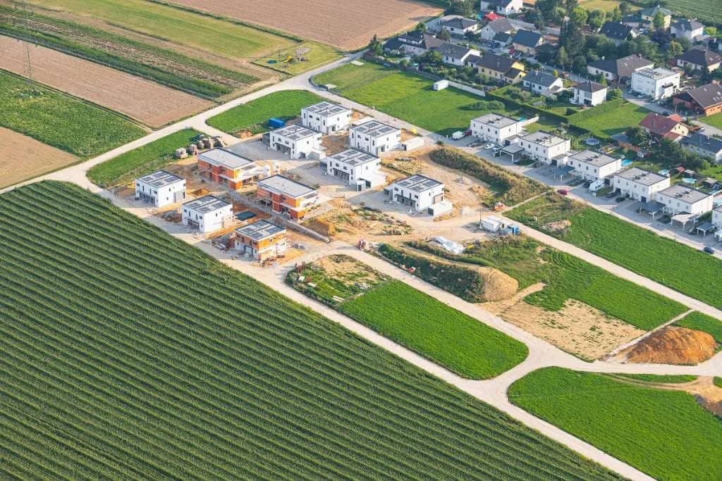 Grundstück kaufen in Steyr-Land – 697 m², € 209.100 – Bild 2 von 3