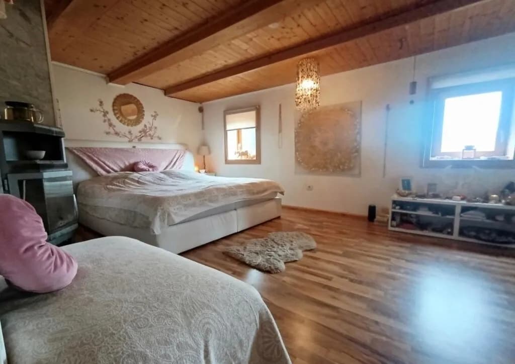 7-Zimmer-Immobilie kaufen in Feldkirchen – 137,59 m², € 1.550.000 – Bild 18 von 38