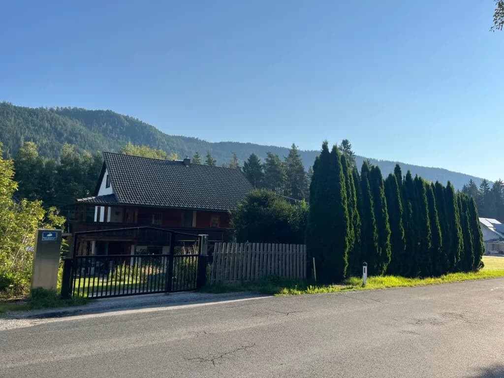 7-Zimmer-Immobilie kaufen in Feldkirchen – 137,59 m², € 1.550.000 – Bild 34 von 38