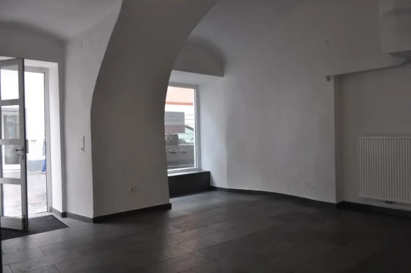 Gewerbeimmobilie mieten in Sankt Pölten – 61 m², € 914 – Bild 2 von 8