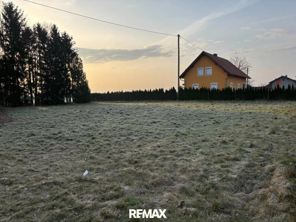 Grundstück kaufen in Schärding – 1 636 m² – Bild 2 von 4