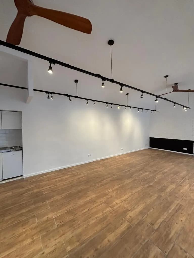 Gewerbeimmobilie mieten in Wien – 48 m², € 1.408