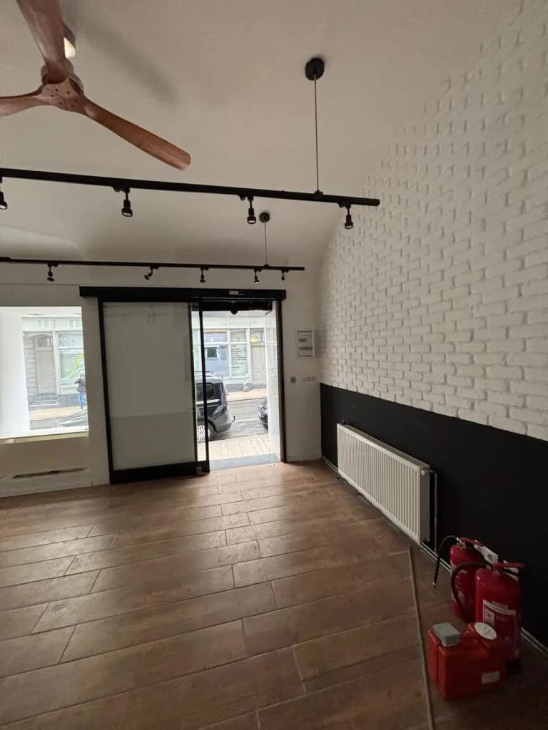 Gewerbeimmobilie mieten in Wien – 48 m², € 1.408 – Bild 2 von 9