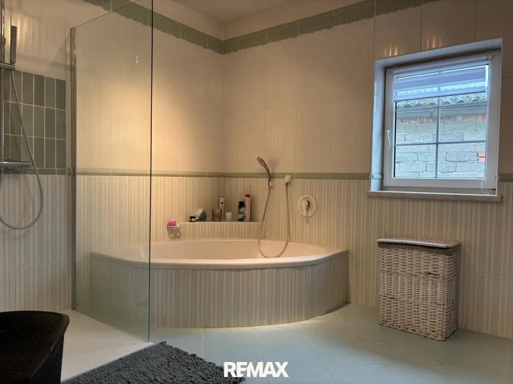 10-Zimmer-Haus kaufen in Schärding – 320 m², € 359.000 – Bild 9 von 19