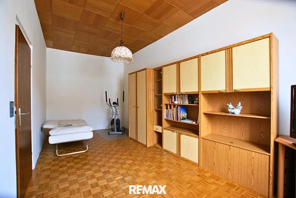 3-Zimmer-Wohnung kaufen in Baden – 111,71 m², € 199.000 – Bild 8 von 21