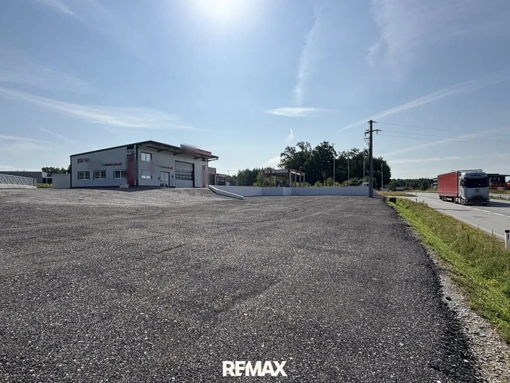 Gewerbeimmobilie mieten in Schärding – 350 m², € 3.943