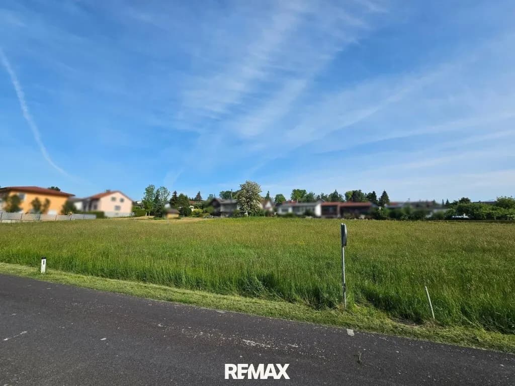Grundstück kaufen in Grieskirchen – 1 048 m², € 220.080 – Bild 2 von 5