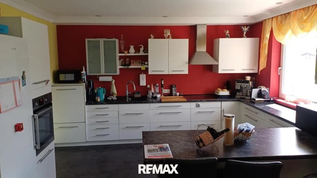 9-Zimmer-Haus kaufen in Schärding – 270 m², € 399.000 – Bild 2 von 23