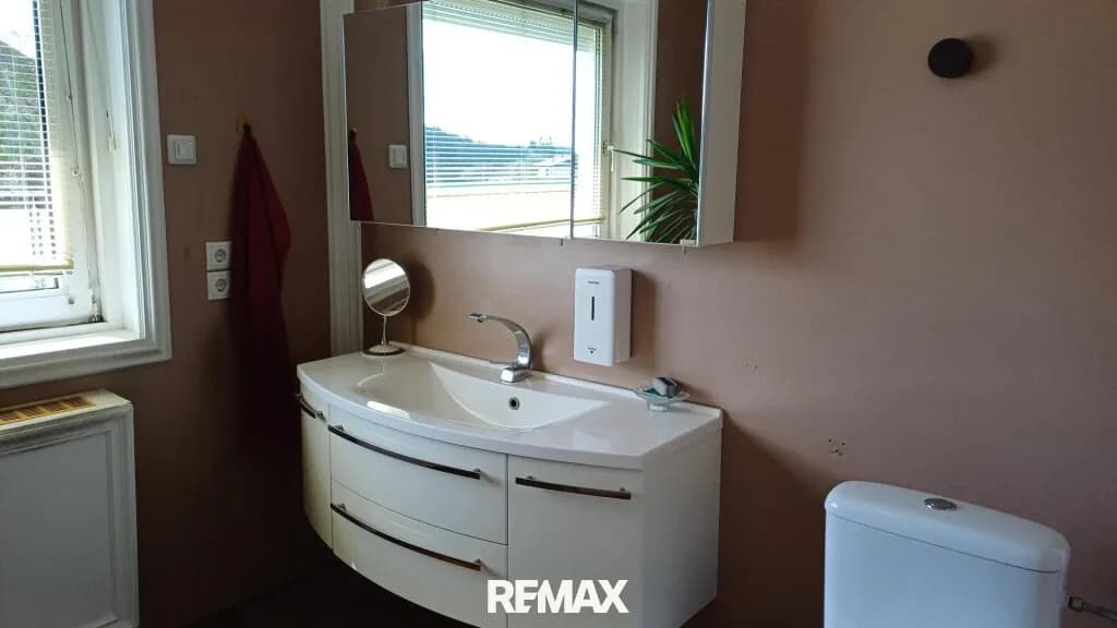 9-Zimmer-Haus kaufen in Schärding – 270 m², € 399.000 – Bild 5 von 23