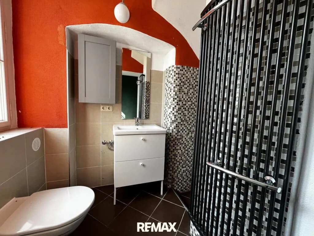 4-Zimmer-Wohnung mieten in Grieskirchen – 160 m², € 1.800 – Bild 7 von 12