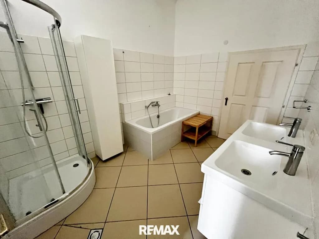 4-Zimmer-Wohnung mieten in Grieskirchen – 160 m², € 1.800 – Bild 10 von 12