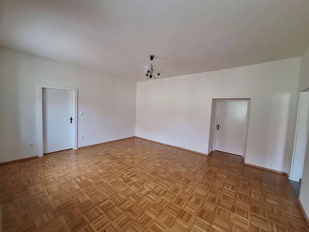 4-Zimmer-Wohnung mieten in Sankt Veit an der Glan – 87 m², € 1.031
