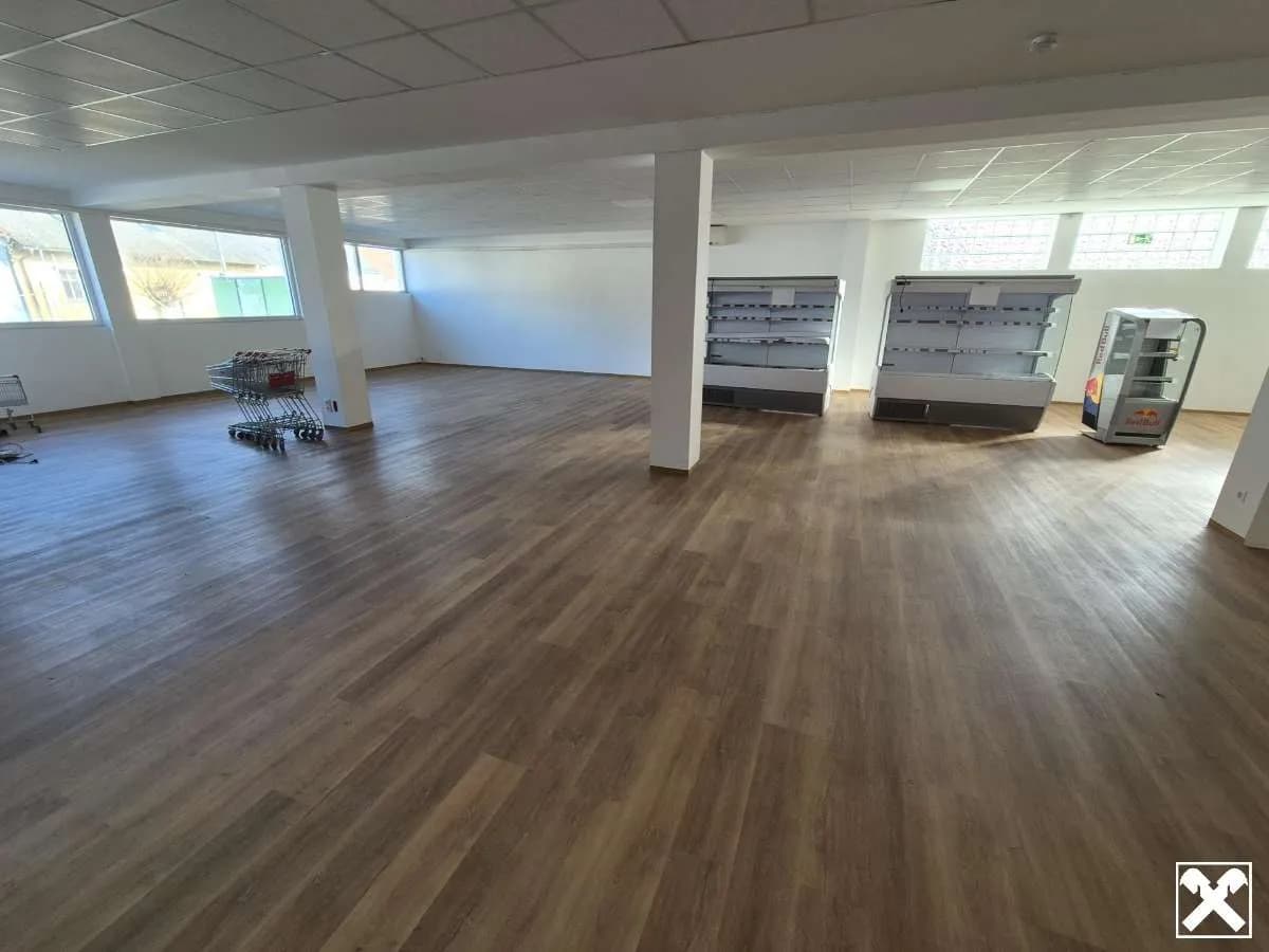 Gewerbeimmobilie mieten in Korneuburg – 280 m², € 2.000