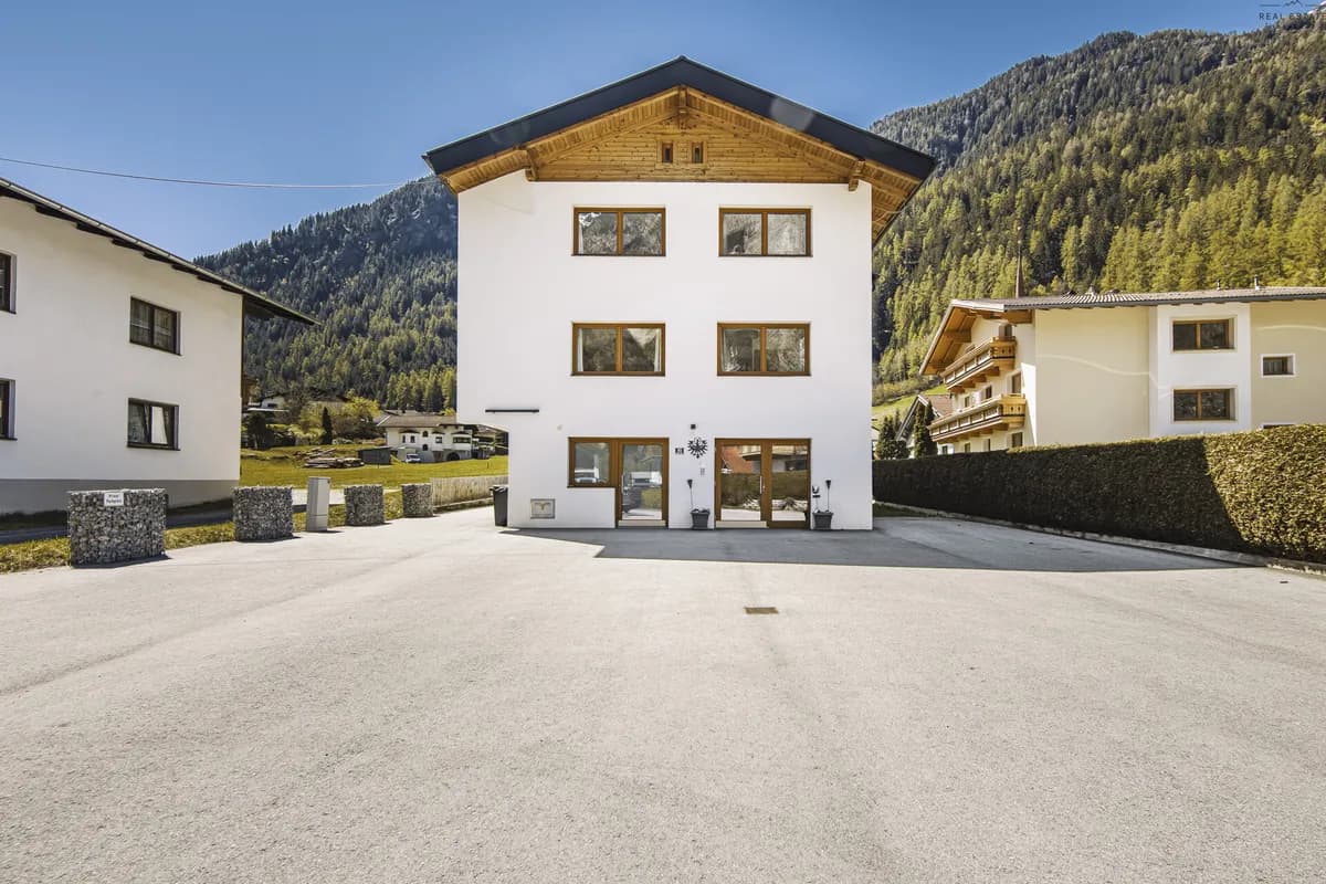 14-Zimmer-Haus kaufen in Imst – 238 m², € 985.000 – Bild 4 von 27
