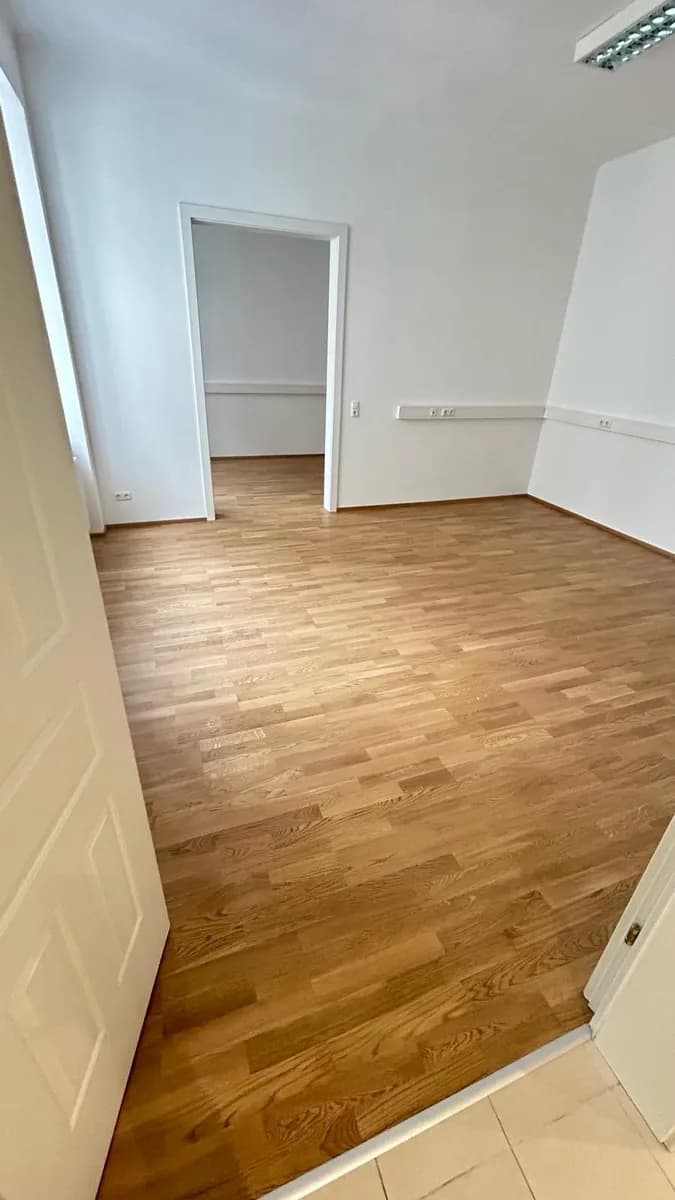 2-Zimmer-Gewerbeimmobilie mieten in Wien – 70 m², € 1.251 – Bild 2 von 5