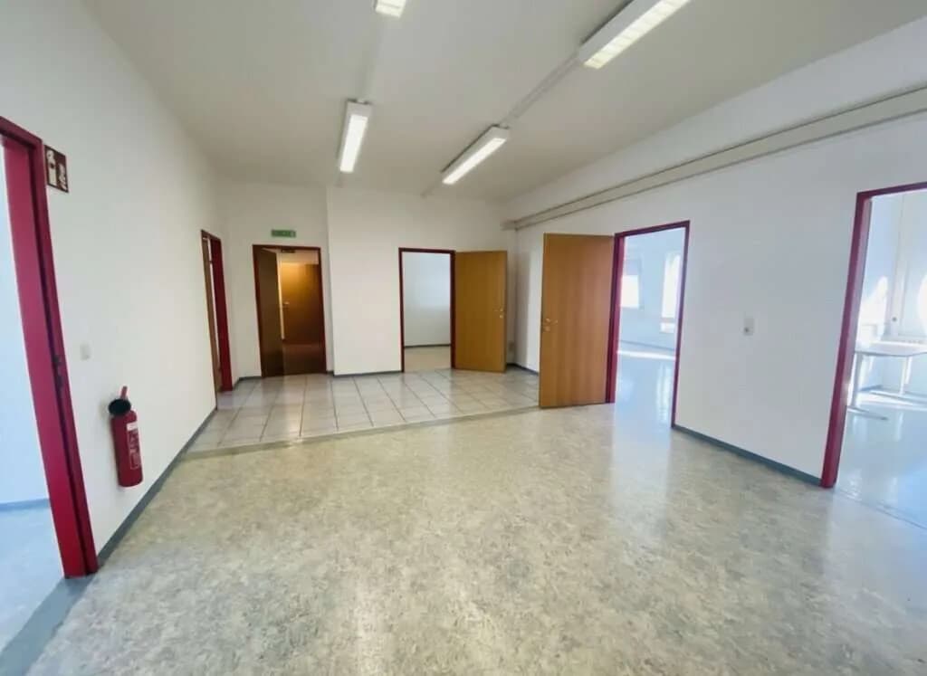 5-Zimmer-Gewerbeimmobilie mieten in Murtal – 206 m², € 2.015 – Bild 32 von 33