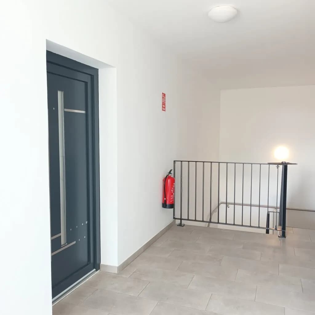1-Zimmer-Gewerbeimmobilie mieten in Gänserndorf – 26 m², € 248 – Bild 9 von 13