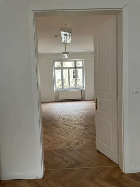 5-Zimmer-Gewerbeimmobilie mieten in Wien – 170 m², € 3.228 – Bild 5 von 5