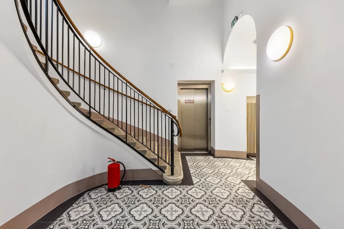 8-Zimmer-Gewerbeimmobilie mieten in Wien – 294 m², € 7.741 – Bild 26 von 29