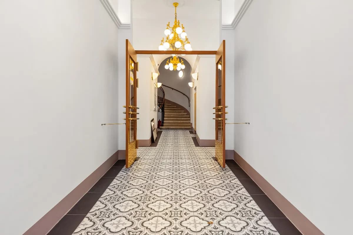 8-Zimmer-Gewerbeimmobilie mieten in Wien – 294 m², € 7.741 – Bild 29 von 29