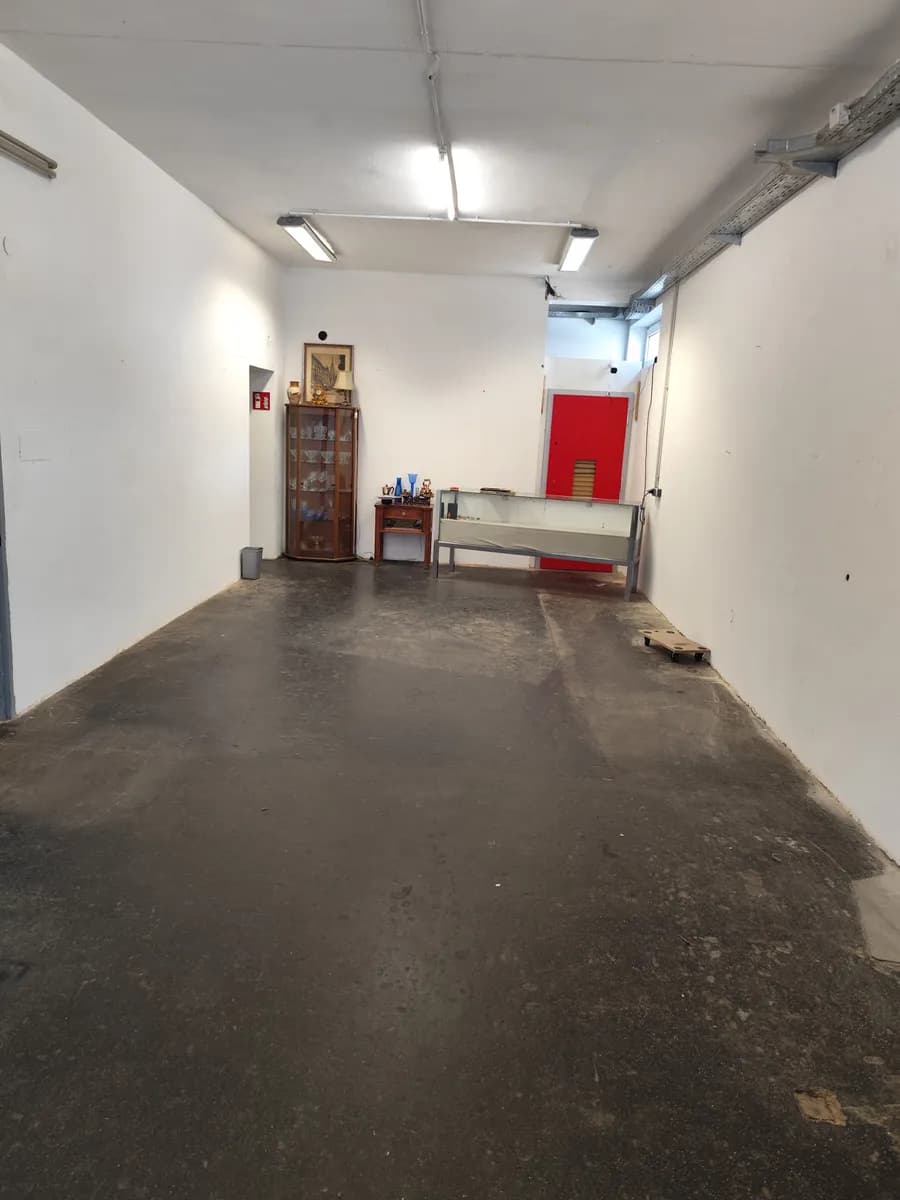 Gewerbeimmobilie mieten in Graz-Umgebung – 40 m², € 8 – Bild 2 von 2