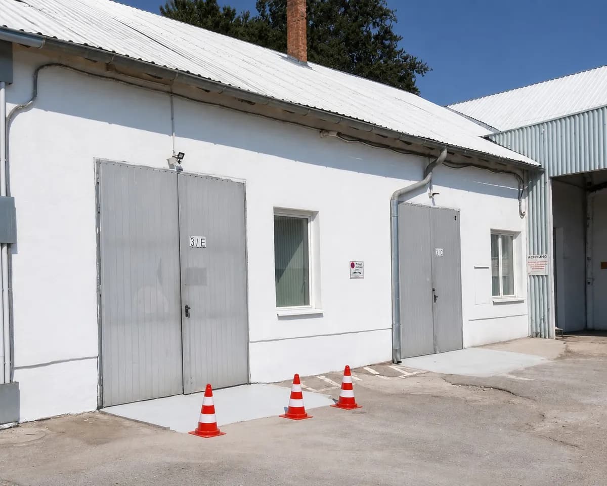 Gewerbeimmobilie mieten in Wiener Neustadt Land – 69 m², € 699