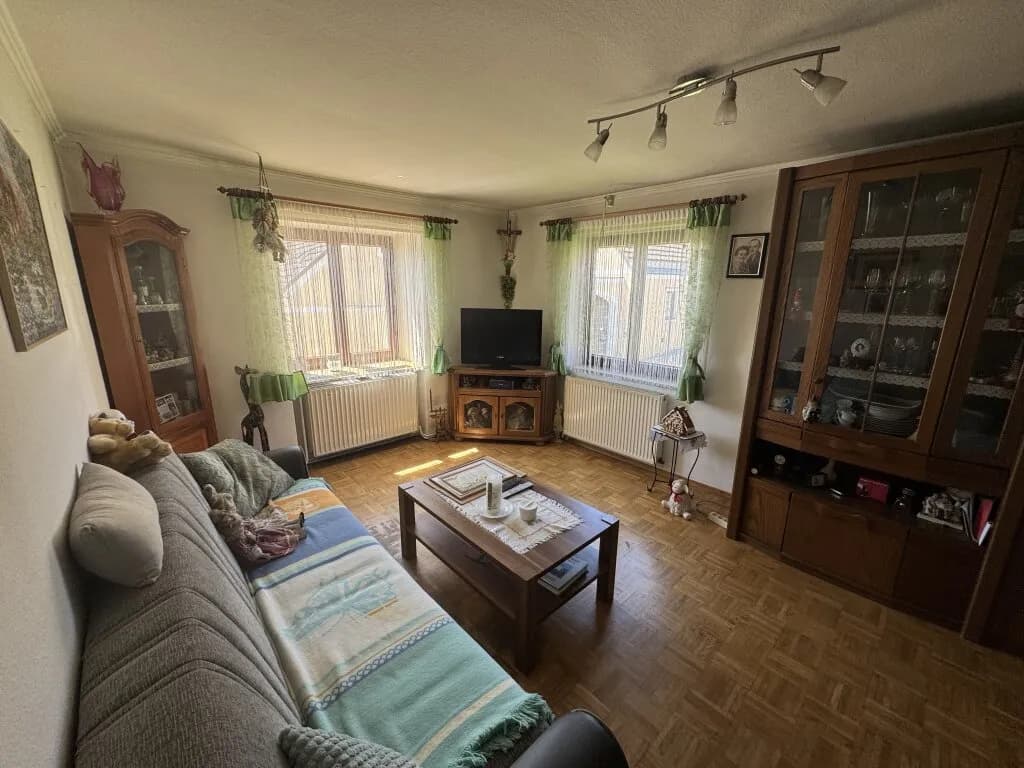 7-Zimmer-Haus kaufen in Krems Land – 200 m², € 275.000 – Bild 8 von 10