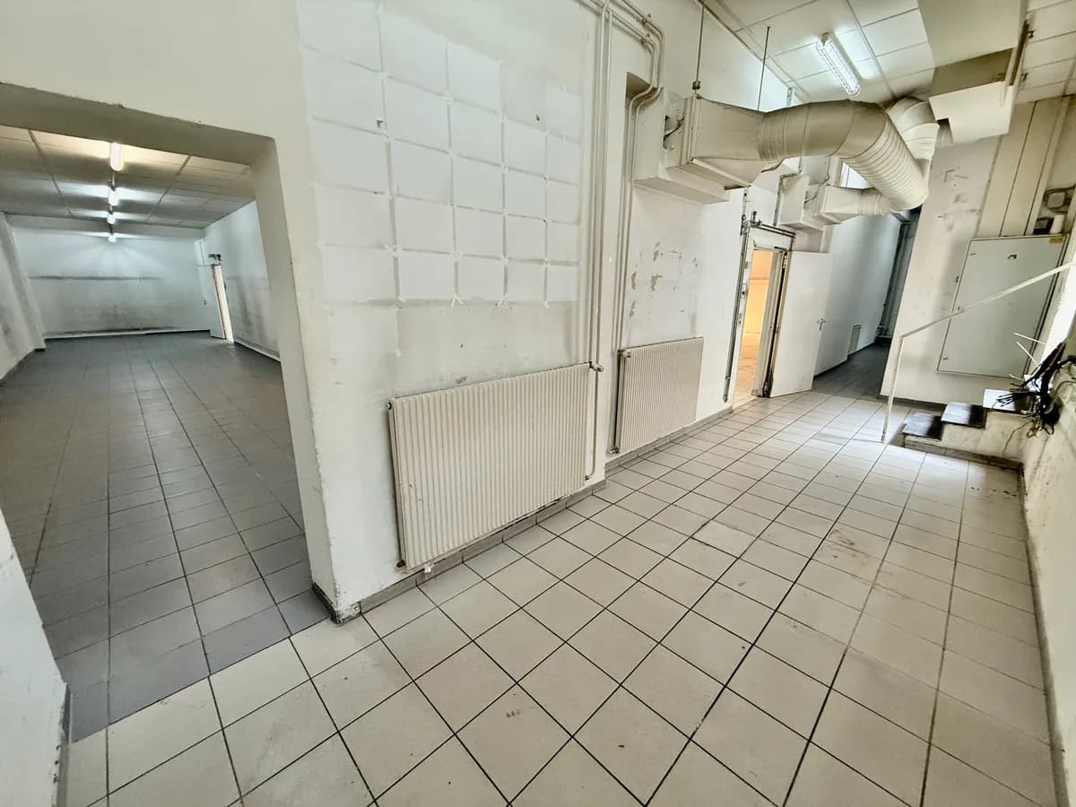 Gewerbeimmobilie mieten in Wien – 415 m², € 5.664 – Bild 8 von 12