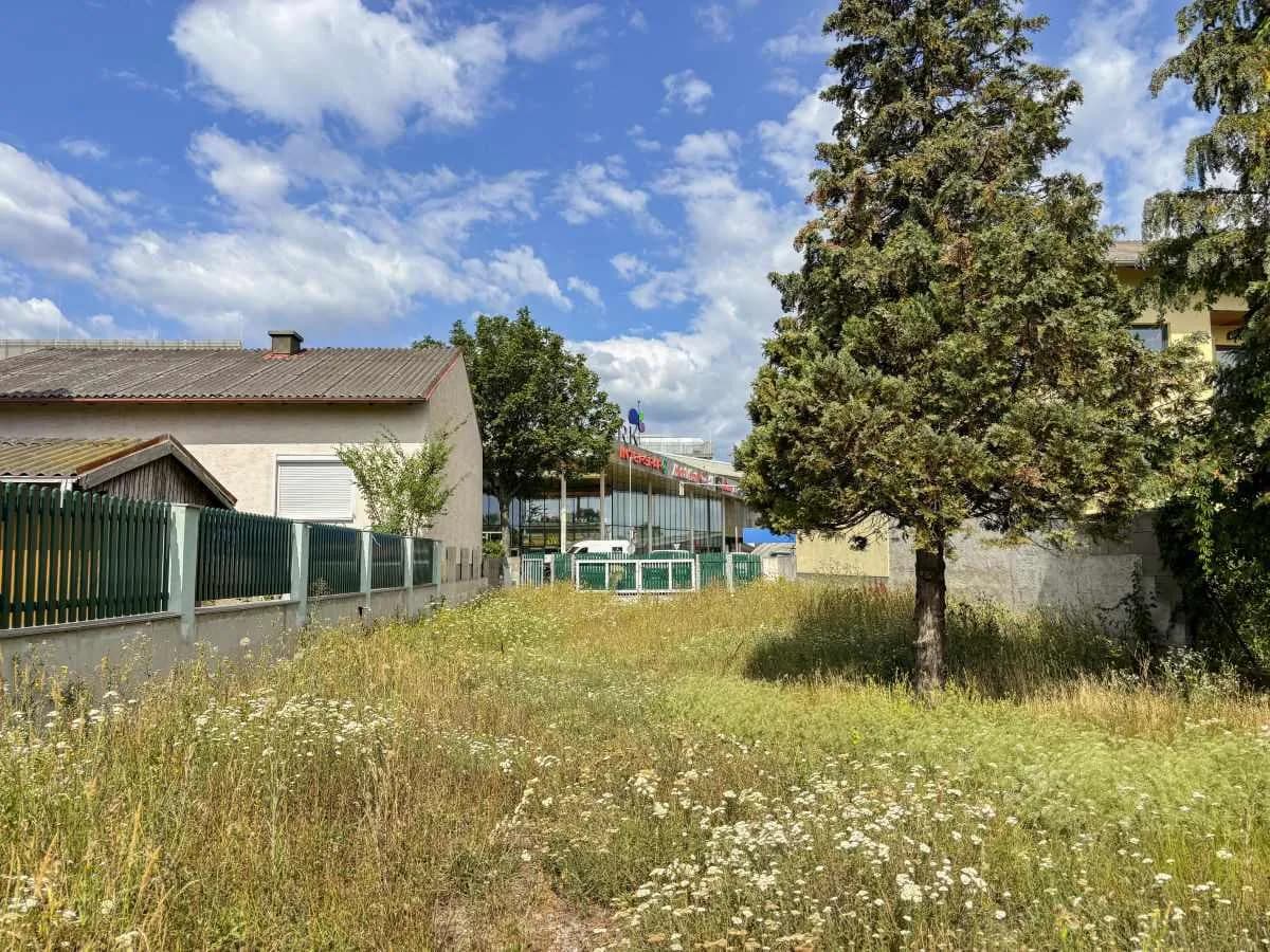 Grundstück mieten in Wiener Neustadt – 522 m², € 500 – Bild 8 von 9