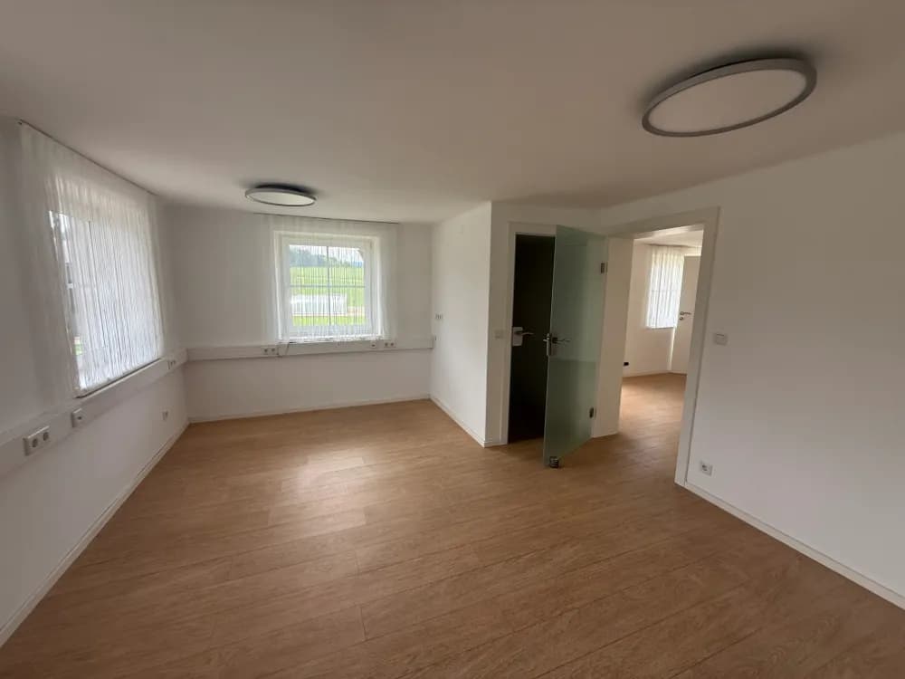10-Zimmer-Haus kaufen in Vöcklabruck – 260 m² – Bild 4 von 15