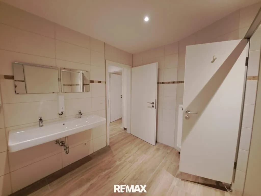 Gewerbeimmobilie mieten in Österreich – 149 m², € 1.400 – Bild 11 von 13