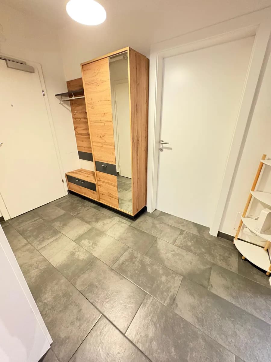 4-Zimmer-Wohnung mieten in Graz – 89 m², € 1.300 – Bild 2 von 16