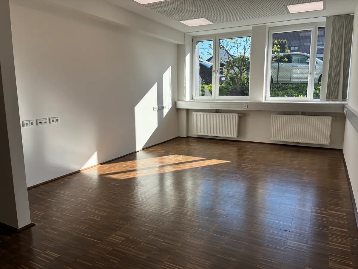 Gewerbeimmobilie mieten in Linz Land – 194 m², € 2.037 – Bild 2 von 21