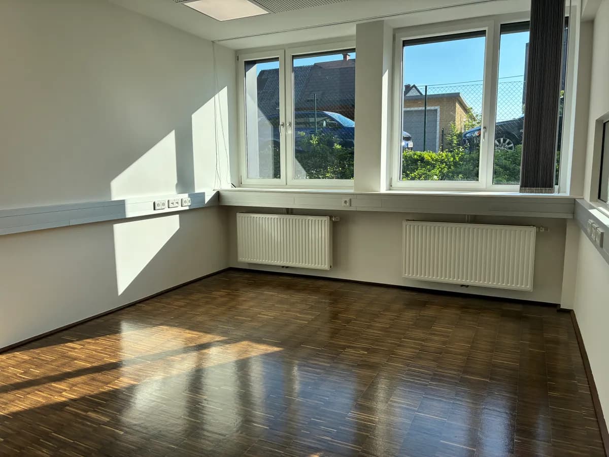 Gewerbeimmobilie mieten in Linz Land – 194 m², € 2.037 – Bild 3 von 21